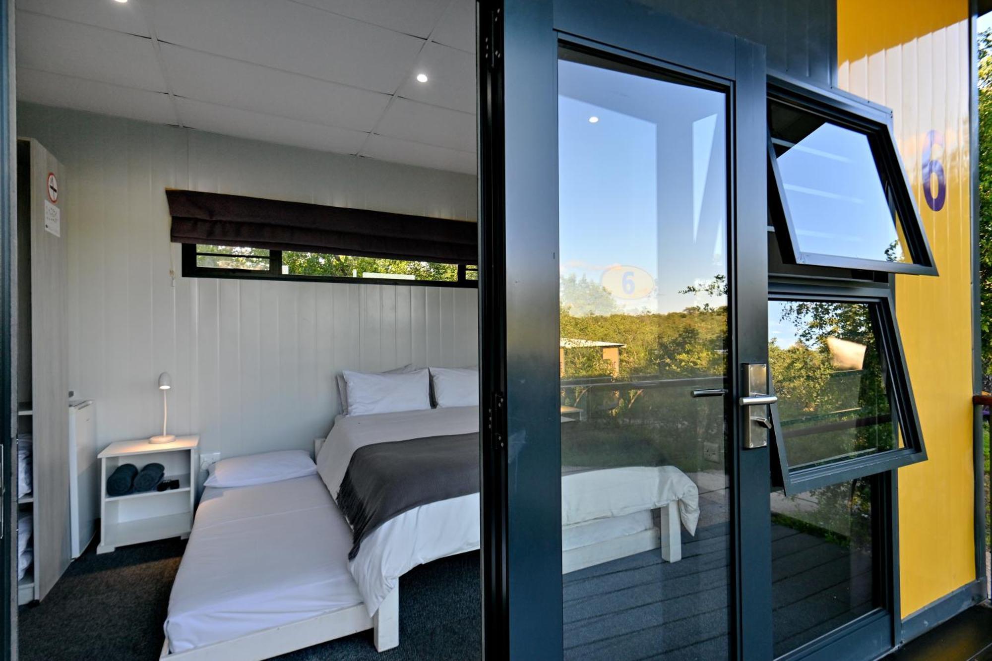 Sleepover Kruger Gate Skukuza Room photo