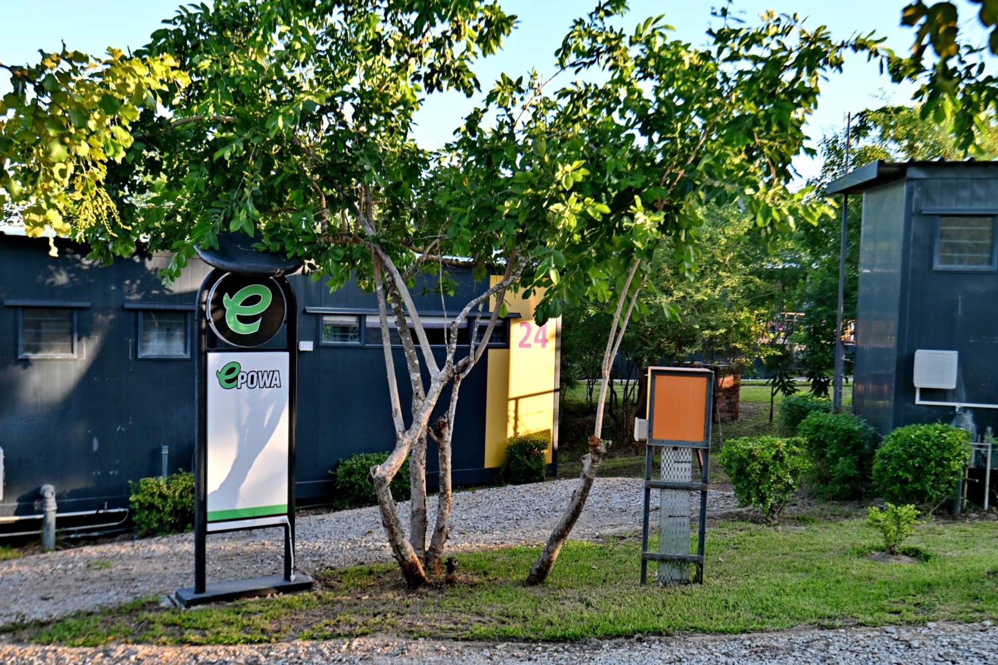 Sleepover Kruger Gate Skukuza Exterior photo